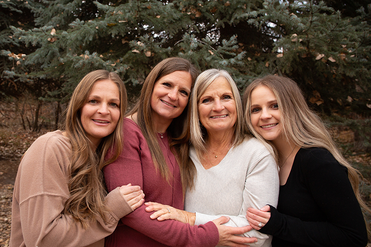 Large Families Photo 8